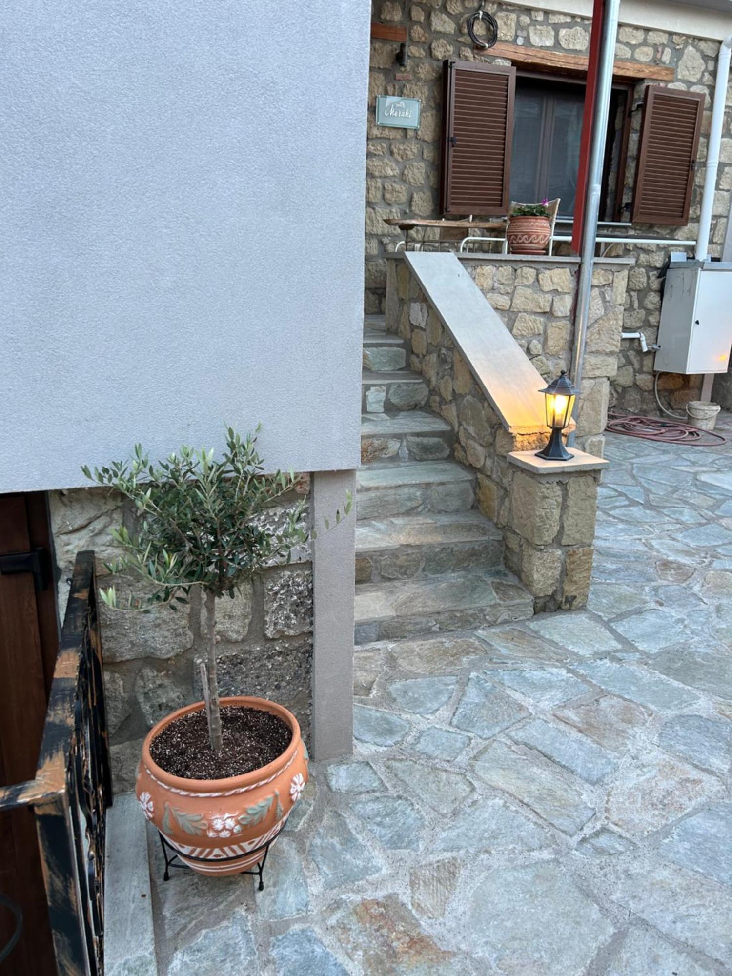 Meraki Kalambaka Bagian luar foto